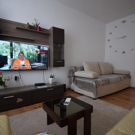 Apartment Adem Koper Bagian luar foto