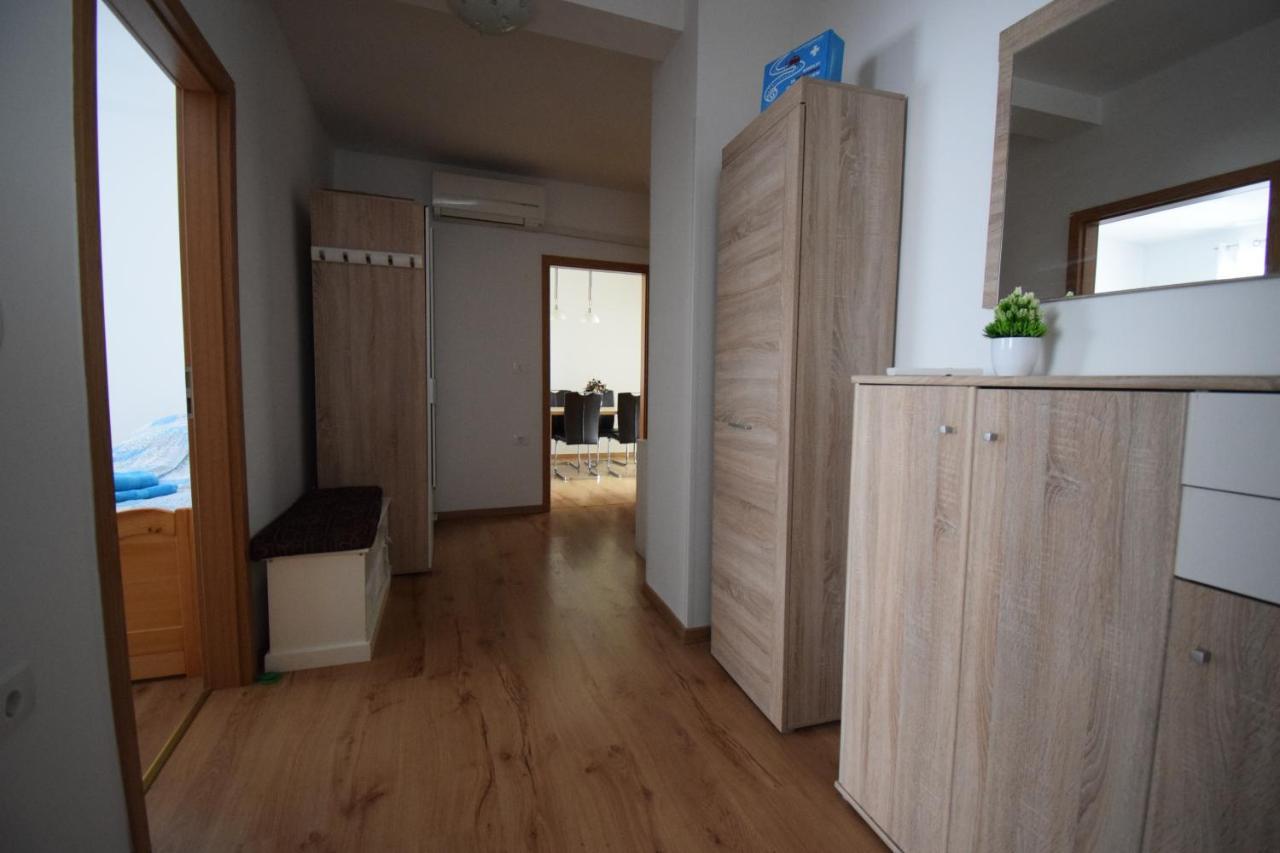 Apartment Adem Koper Bagian luar foto