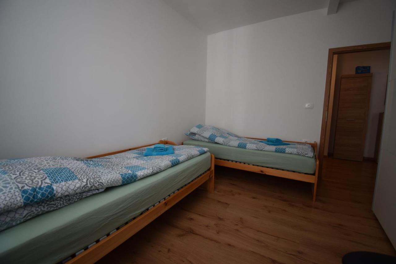 Apartment Adem Koper Bagian luar foto