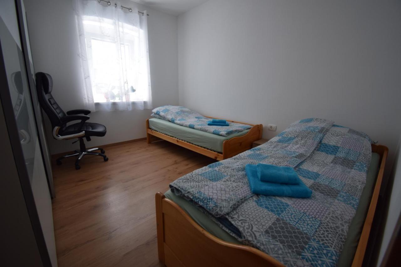 Apartment Adem Koper Bagian luar foto