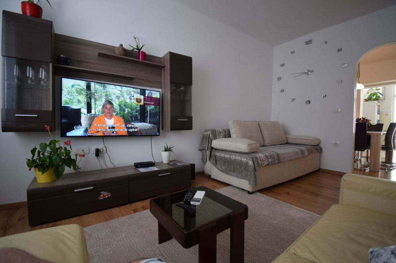 Apartment Adem Koper Bagian luar foto